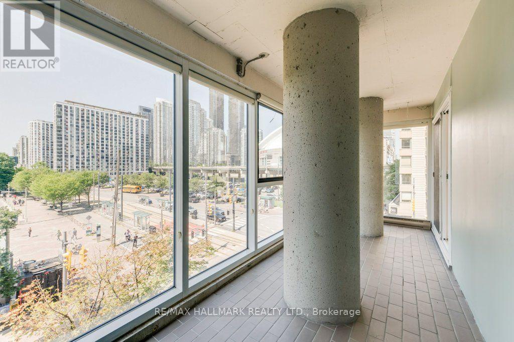 404 - 251 Queens Quay W, Toronto, Ontario  M5J 2N6 - Photo 14 - C13656256