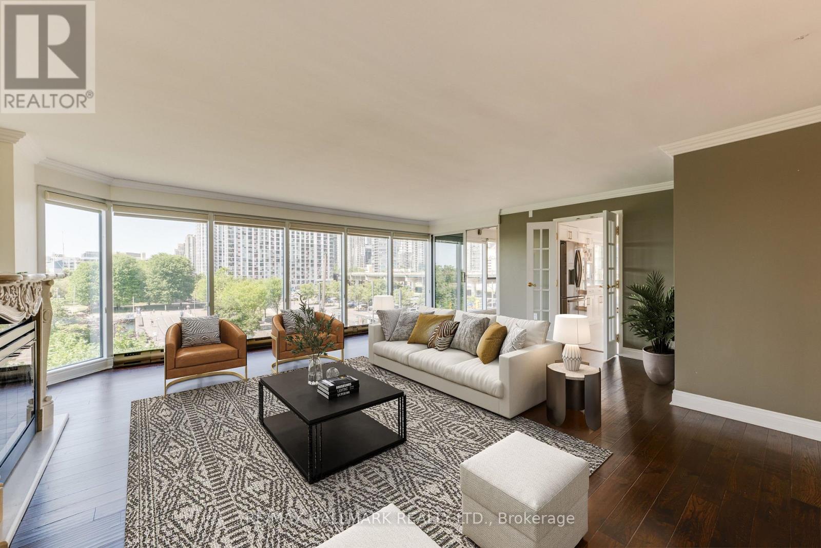 404 - 251 Queens Quay W, Toronto, Ontario  M5J 2N6 - Photo 2 - C13656256