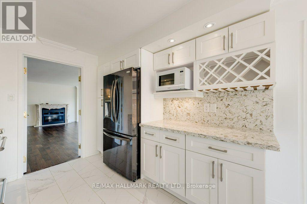 404 - 251 Queens Quay W, Toronto, Ontario  M5J 2N6 - Photo 9 - C13656256