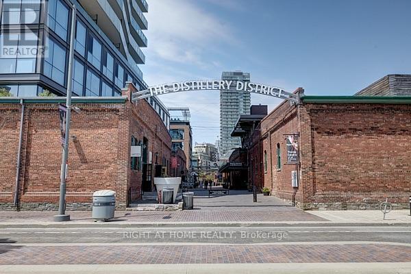 70 Distillery Lane, Toronto, Ontario  M5A 0E3 - Photo 1 - C13656258