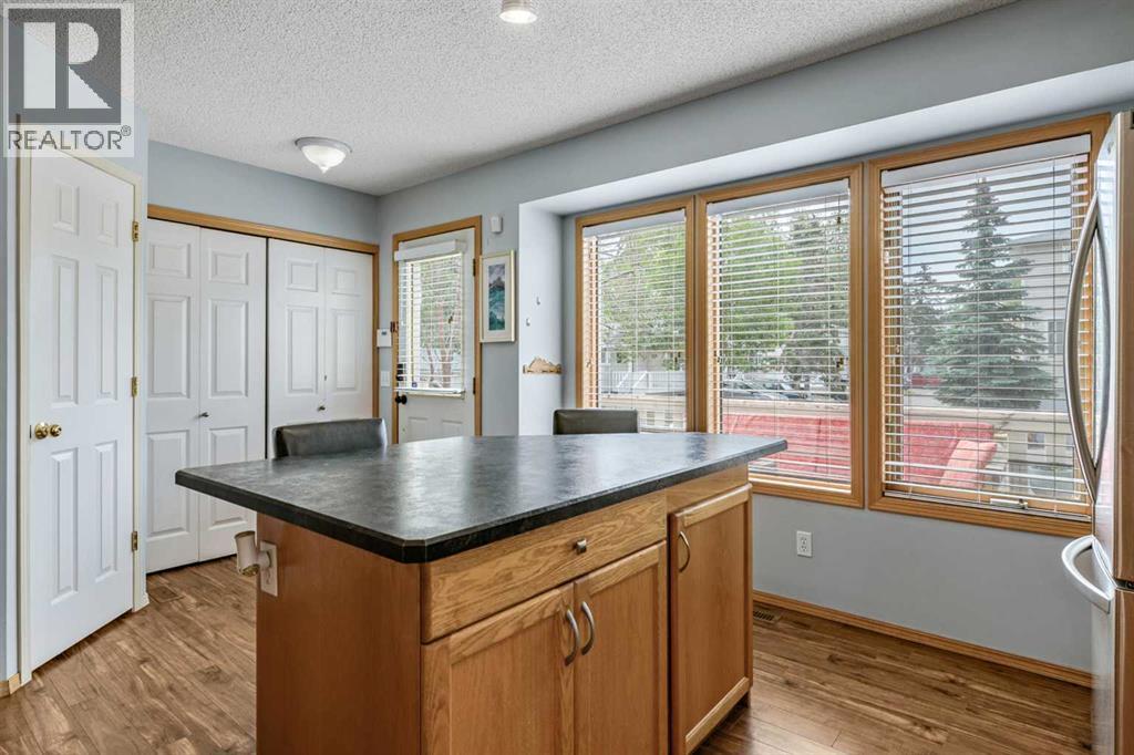 511 Killarney Glen Court SW, Calgary, Alberta  T3E 7H4 - Photo 12 - A2331658