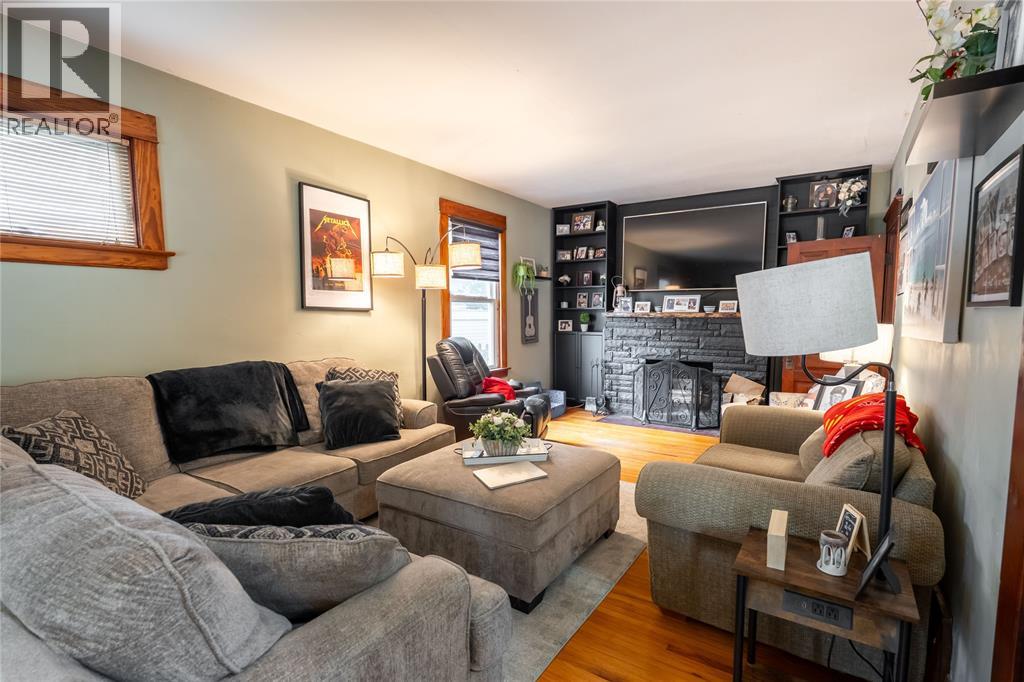 236 Brock Street South, Sarnia, Ontario  N7T 2W6 - Photo 6 - 26019296