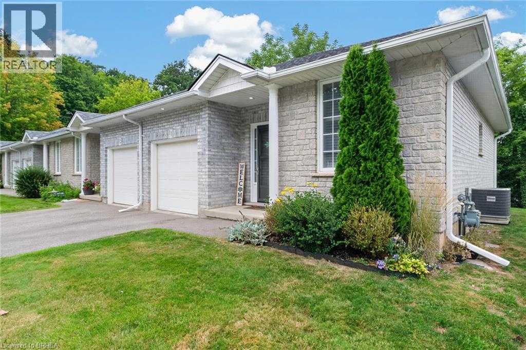 219 Shellard Lane Unit# 11, Brantford, Ontario  N3T 0B8 - Photo 3 - 40843272