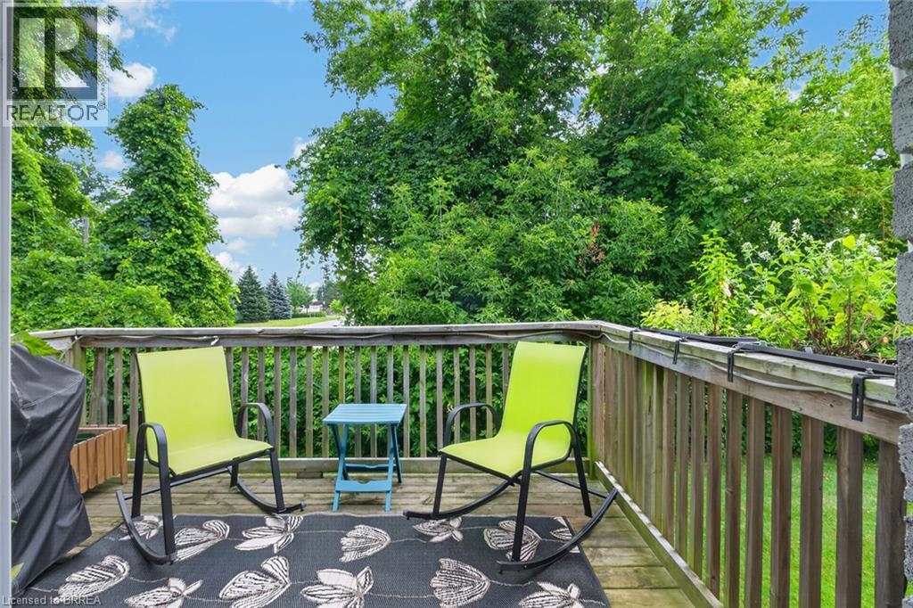 219 Shellard Lane Unit# 11, Brantford, Ontario  N3T 0B8 - Photo 34 - 40843272