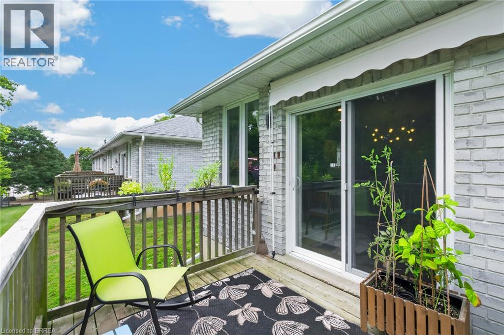 219 Shellard Lane Unit# 11, Brantford, Ontario  N3T 0B8 - Photo 35 - 40843272