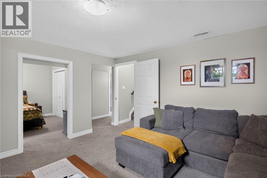 219 Shellard Lane Unit# 11, Brantford, Ontario  N3T 0B8 - Photo 27 - 40843272