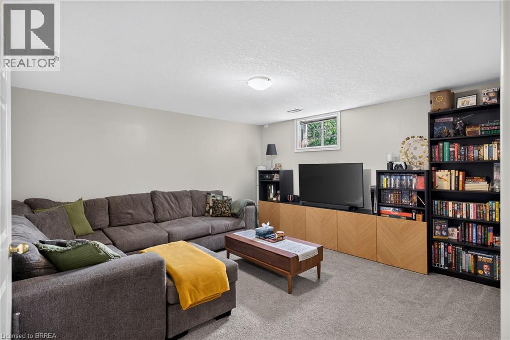 219 Shellard Lane Unit# 11, Brantford, Ontario  N3T 0B8 - Photo 25 - 40843272