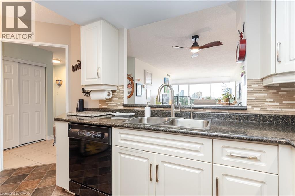6 Willow Street Unit# 1603, Waterloo, Ontario  N2J 4S3 - Photo 15 - 40843175