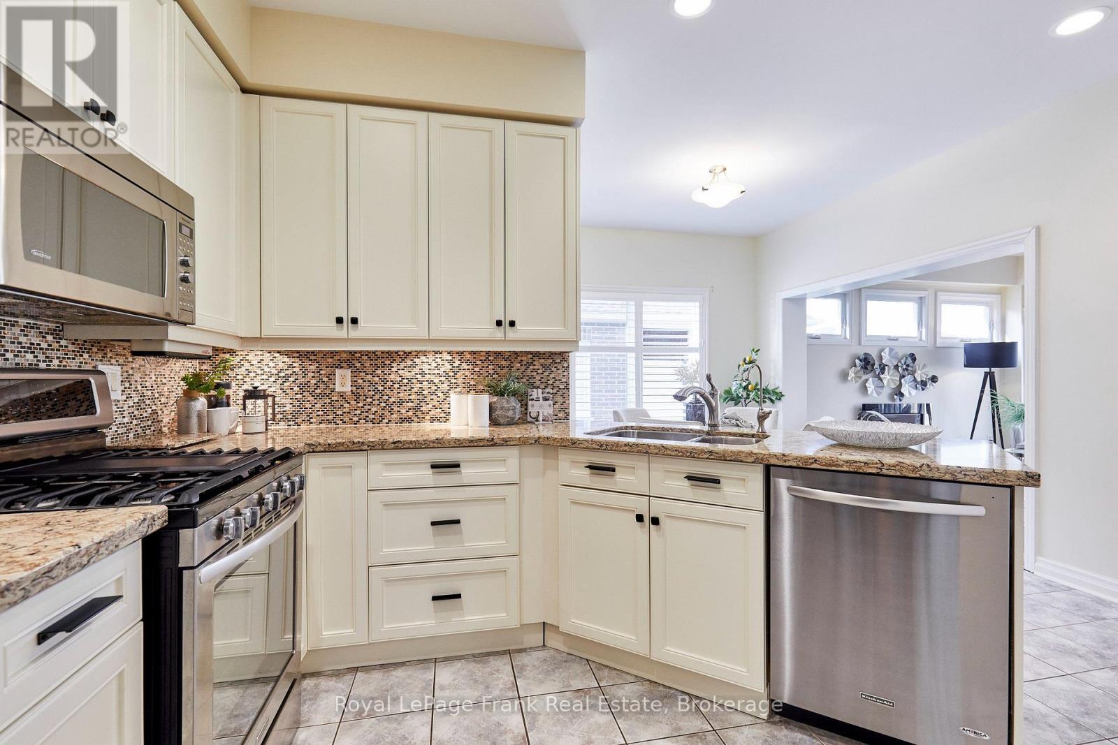 57 Waterbury Crescent, Scugog, Ontario  L9L 1R9 - Photo 28 - E13656300