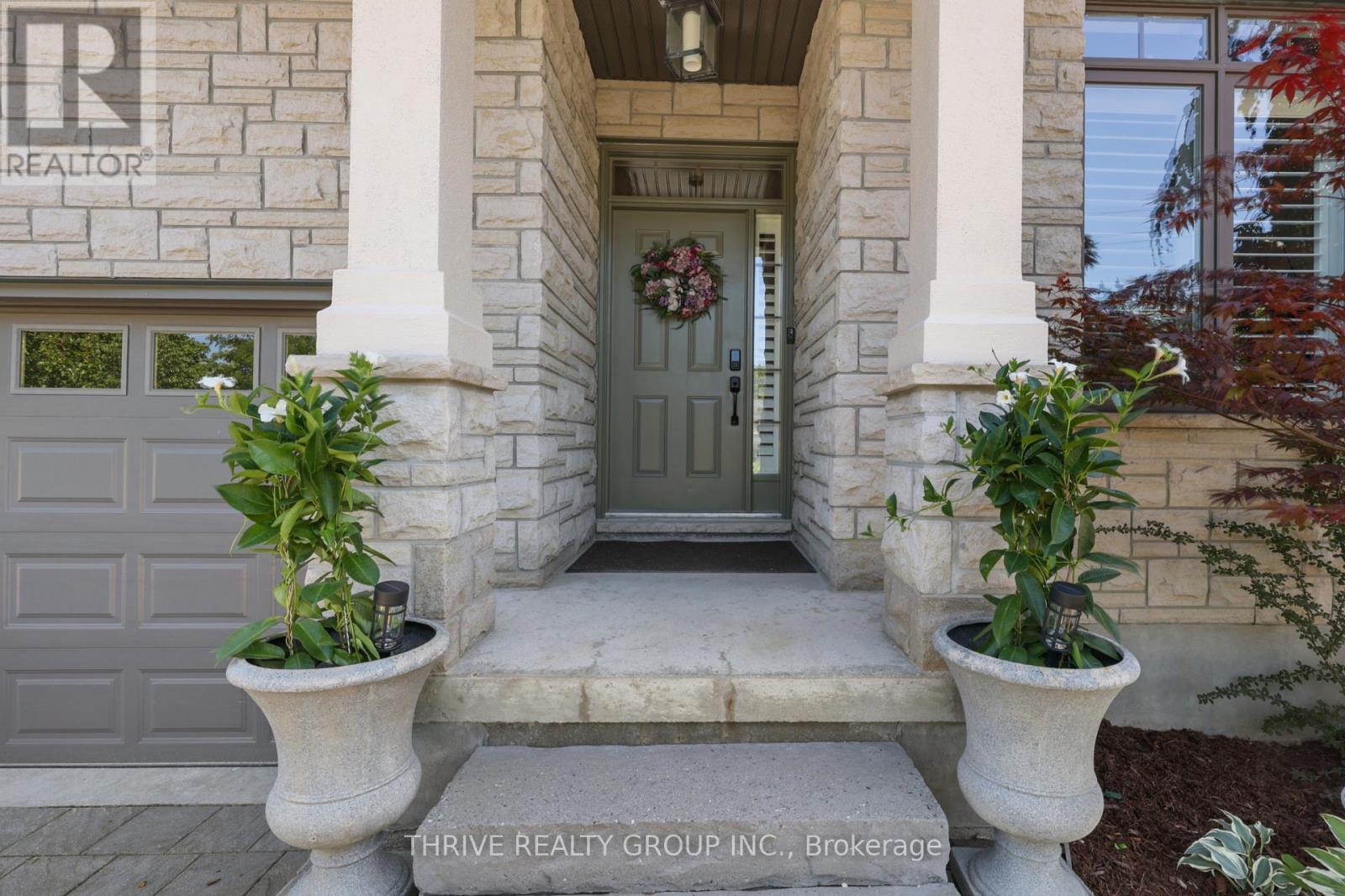 5 - 696 Commissioners Road, London South, Ontario  N6K 1B9 - Photo 4 - X13656340