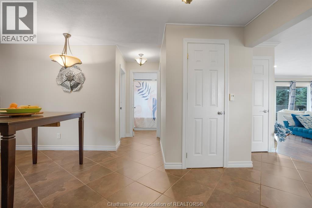 23596 Centre Sideroad, Chatham Township, Ontario  N7M 5J7 - Photo 8 - 26019246