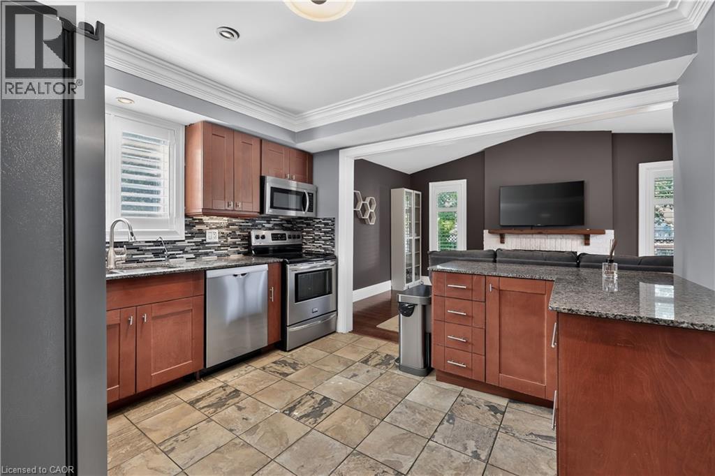 2102 Salma Crescent, Burlington, Ontario  L7M 3T1 - Photo 14 - 40851297
