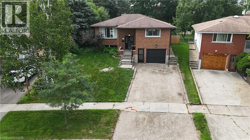 11 Graywood Court, Kitchener, Ontario  N2E 1W2 - Photo 44 - 40852263