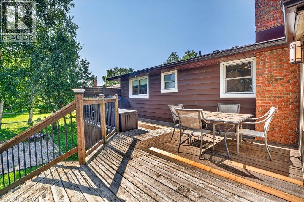 11 Graywood Court, Kitchener, Ontario  N2E 1W2 - Photo 34 - 40852263
