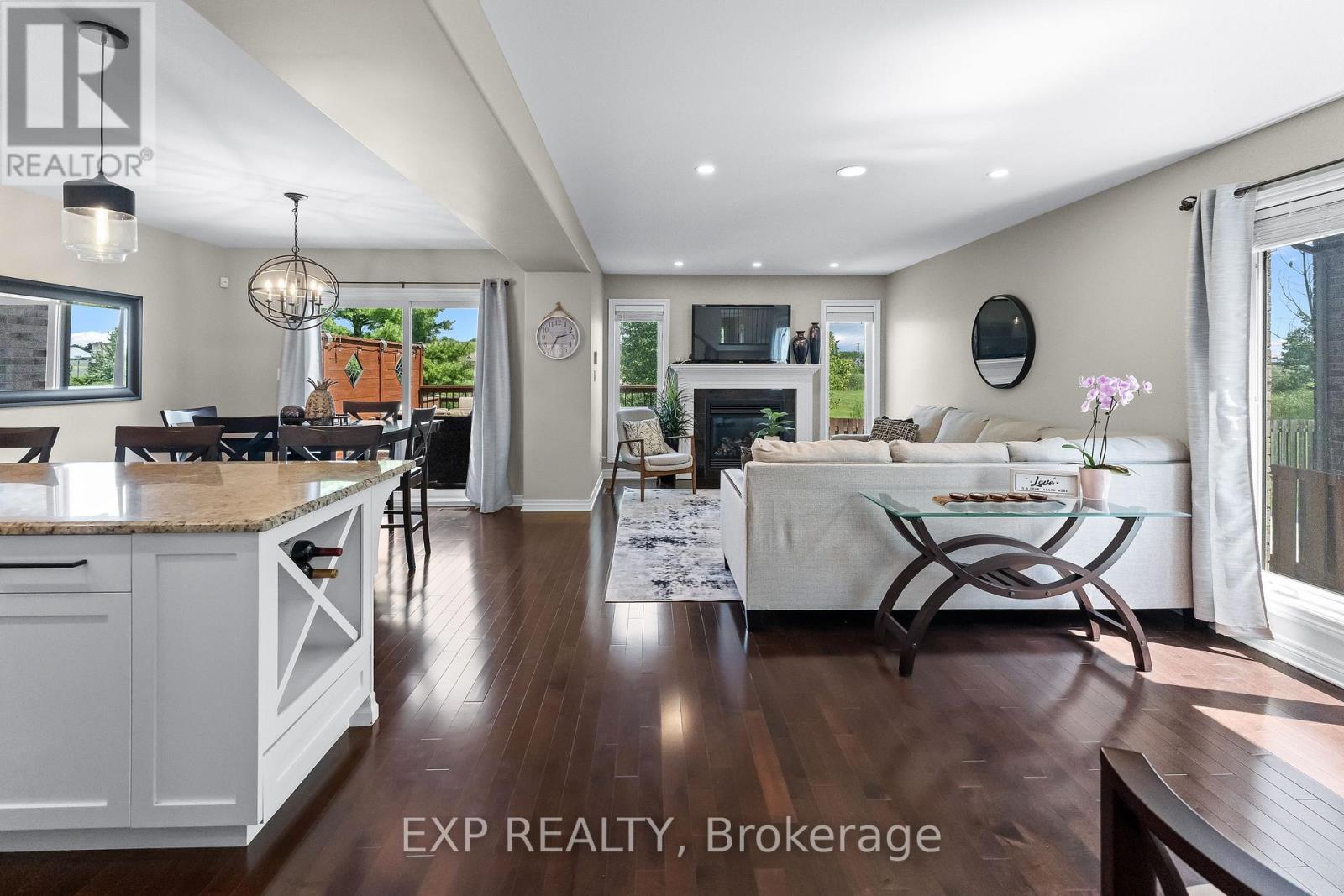 6648 Mary Drive, Niagara Falls, Ontario  L2H 0B6 - Photo 5 - X13656296