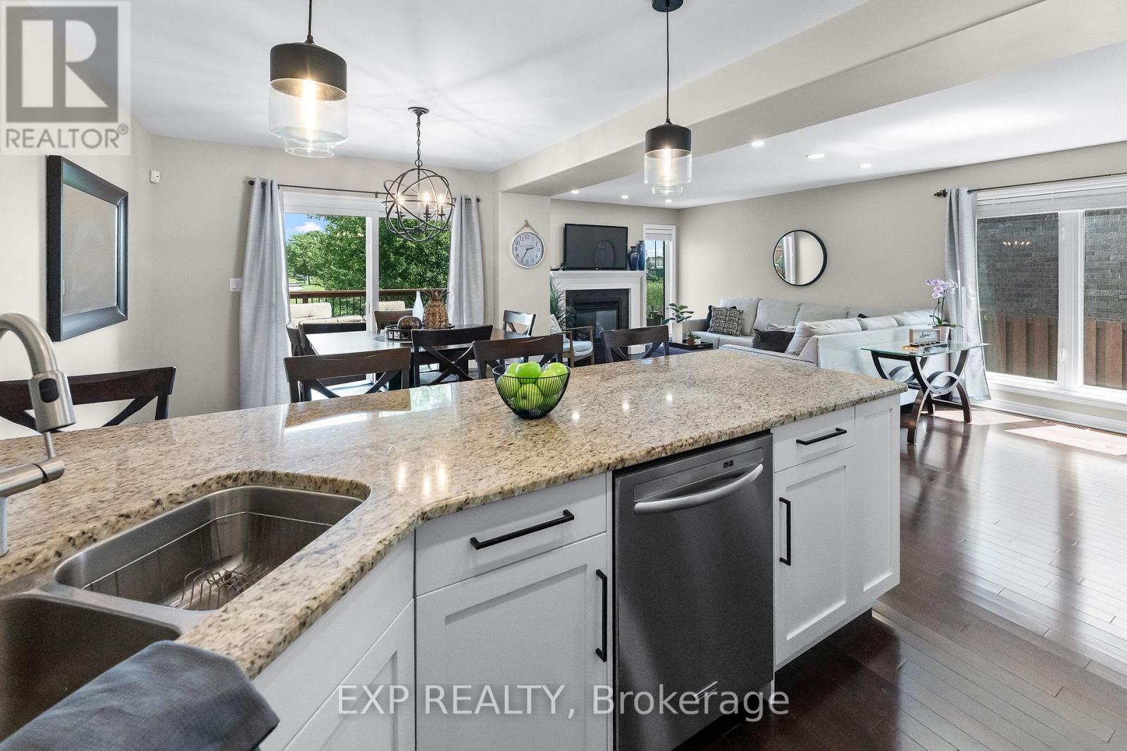 6648 Mary Drive, Niagara Falls, Ontario  L2H 0B6 - Photo 9 - X13656296
