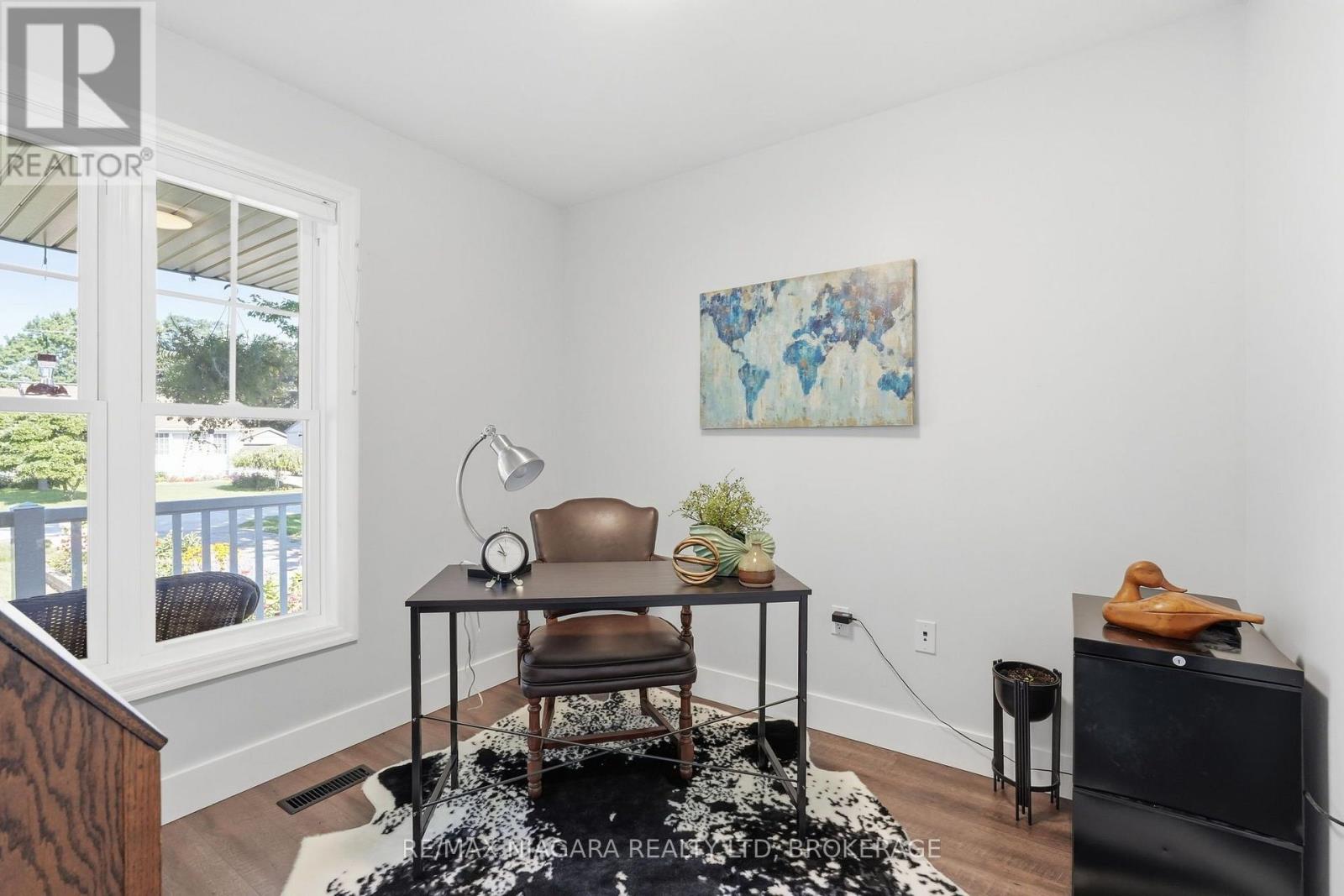 12 Lakeview Avenue, Grimsby (Grimsby Beach), Ontario L3M 3M1 - Photo 15 - X13656342