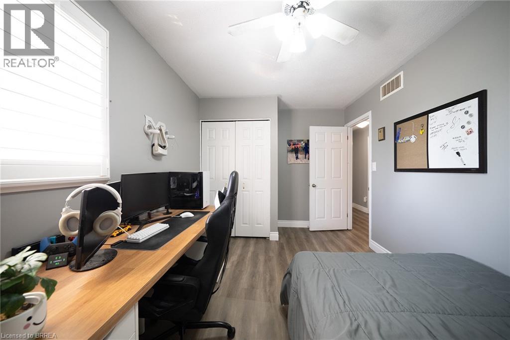 20 Hogarth Road, Brantford, Ontario  N3T 6E7 - Photo 30 - 40849943