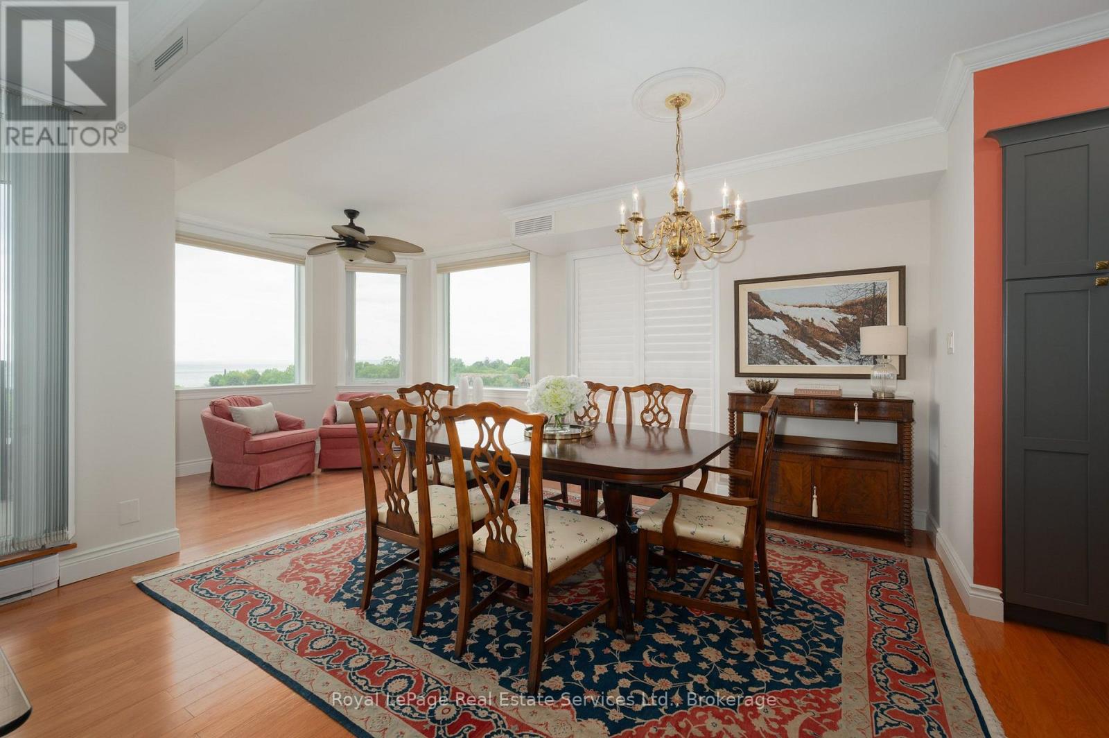 1105 - 100 Lakeshore Road E, Oakville, Ontario  L6J 6M9 - Photo 8 - W13656352