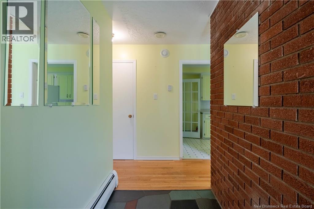 347 Massey Street, Fredericton, New Brunswick  E3B 2Z7 - Photo 2 - NB145500
