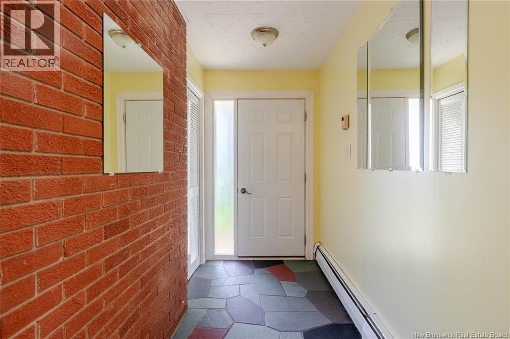 347 Massey Street, Fredericton, New Brunswick  E3B 2Z7 - Photo 3 - NB145500