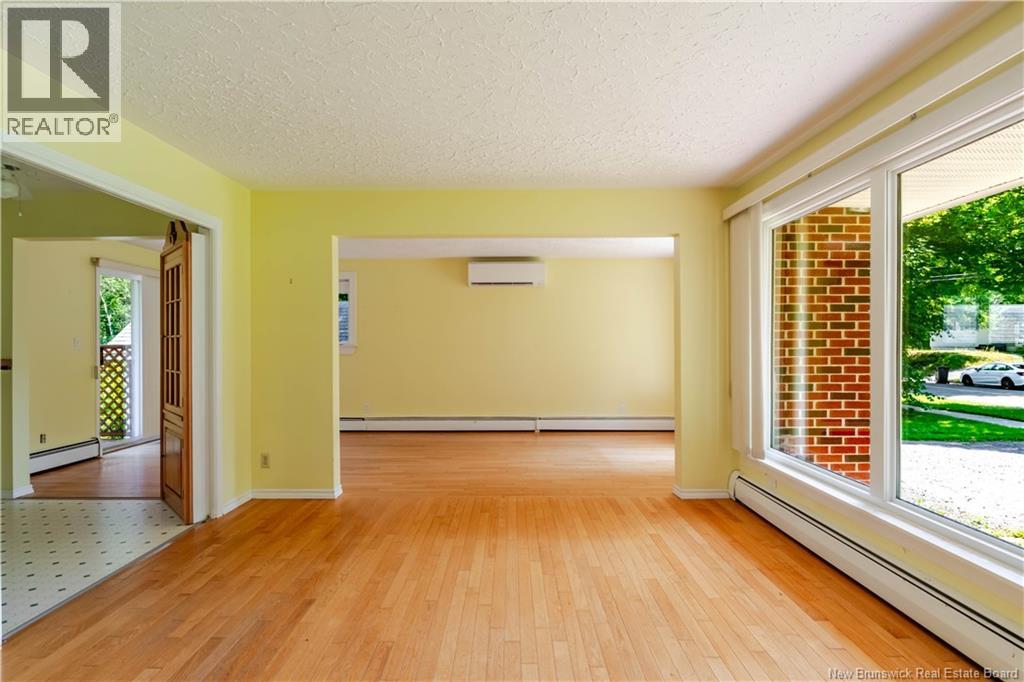 347 Massey Street, Fredericton, New Brunswick  E3B 2Z7 - Photo 4 - NB145500