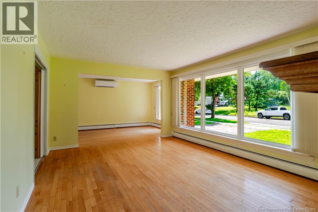 347 Massey Street, Fredericton, New Brunswick  E3B 2Z7 - Photo 5 - NB145500