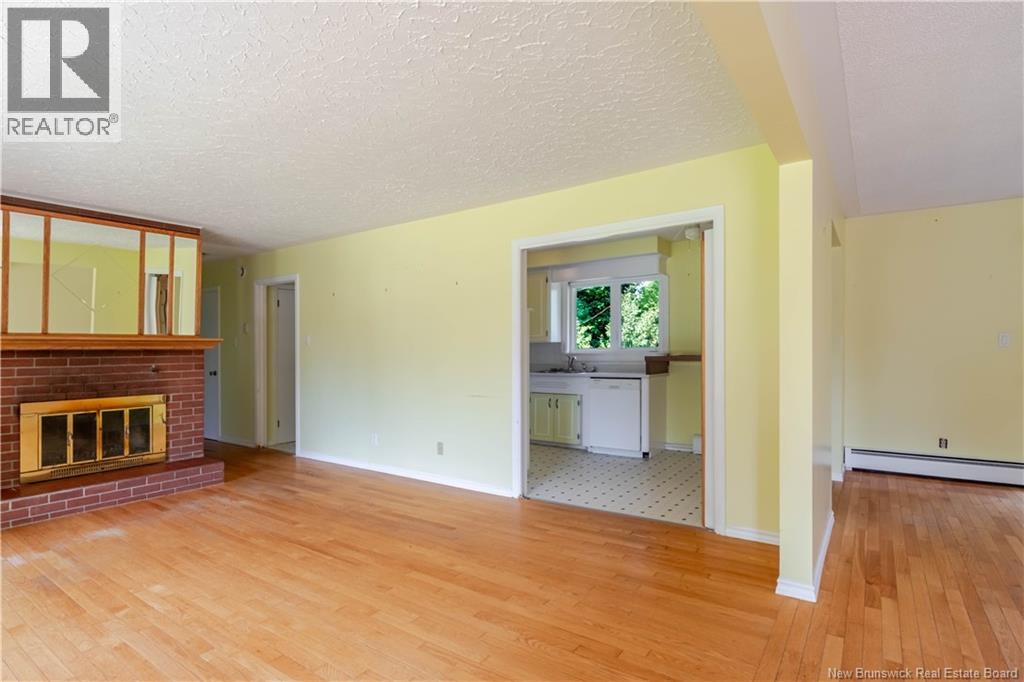 347 Massey Street, Fredericton, New Brunswick  E3B 2Z7 - Photo 9 - NB145500