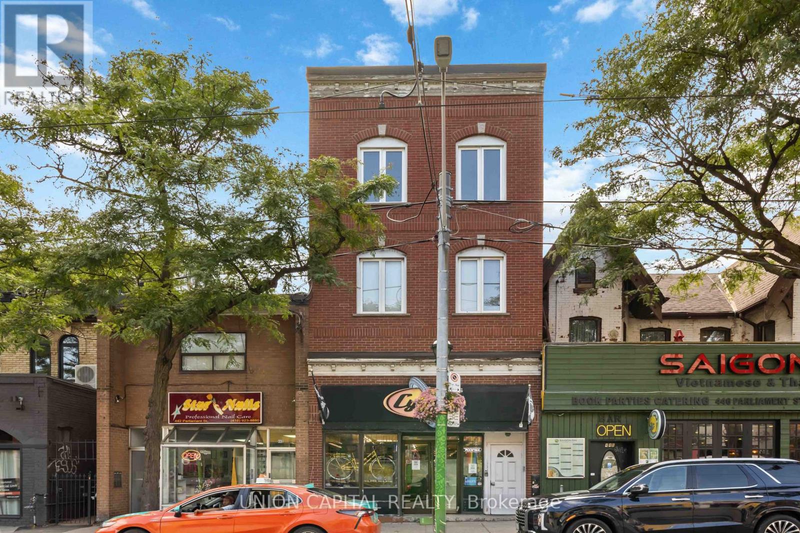 444 PARLIAMENT STREET, Toronto, Ontario