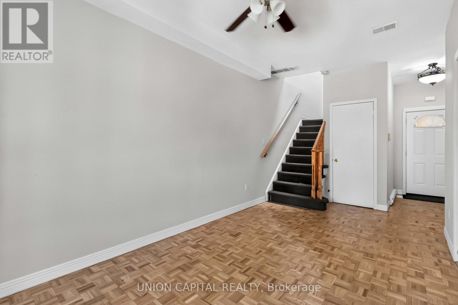 444 Parliament Street, Toronto, Ontario  M5A 3A2 - Photo 6 - C13655544