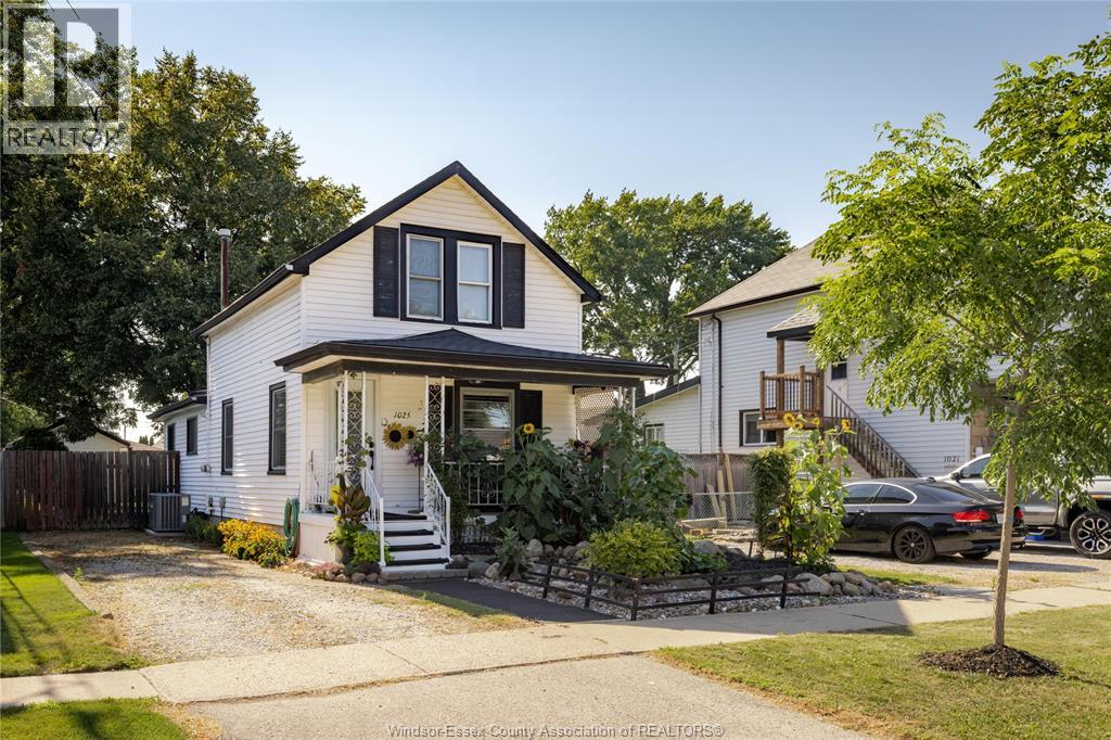 1025 WILLIAM STREET, Tecumseh, Ontario