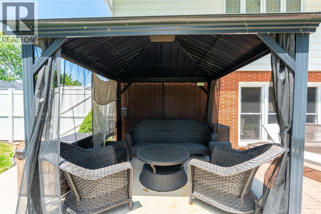 268 Margaret Avenue, Wallaceburg, Ontario N8A 2A5 - Photo 33 - 26019304