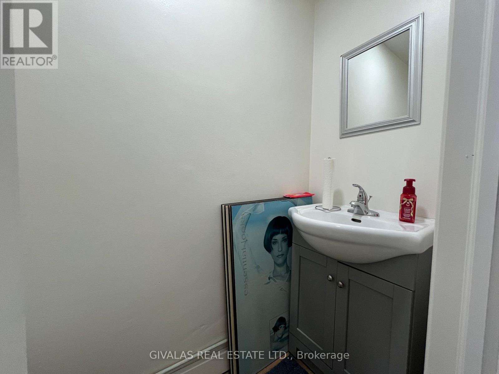 B - 465 Manor Road E, Toronto, Ontario  M4S 1T3 - Photo 7 - C13656288