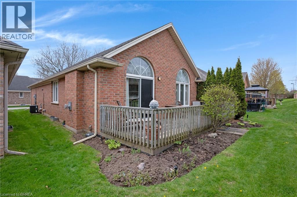 422 Powerline Road Unit# 10, Brantford, Ontario  N3R 8A1 - Photo 35 - 40853359