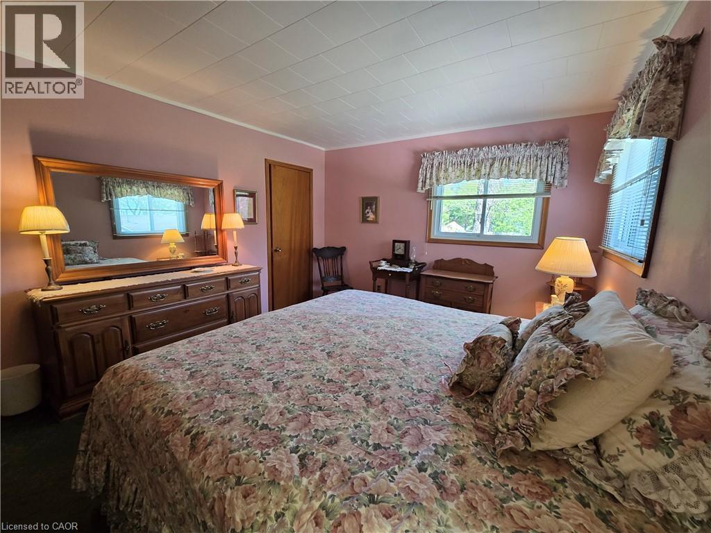 424 Highway 6, Port Dover, Ontario  N3Y 4K2 - Photo 15 - 40831025