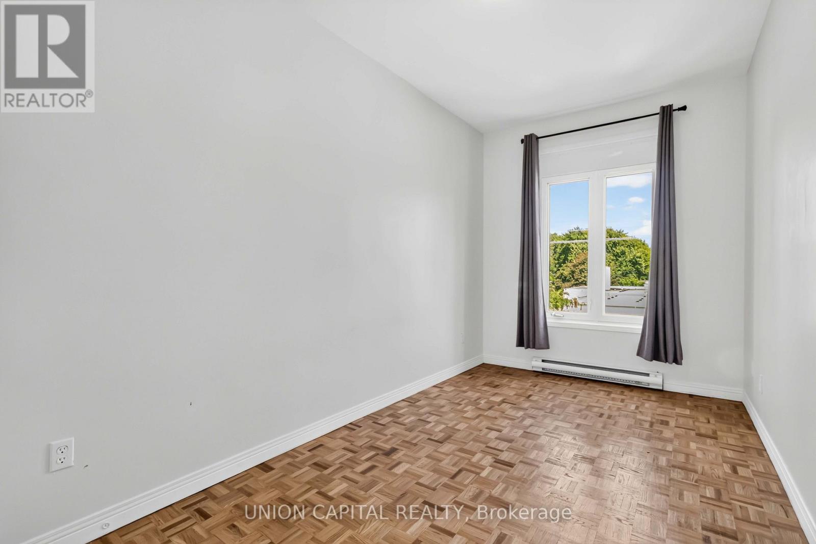 444 Parliament Street, Toronto, Ontario  M5A 3A2 - Photo 16 - C13655544