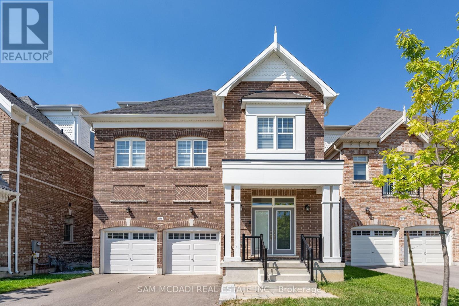 1949 BARBERTOWN ROAD, Mississauga, Ontario