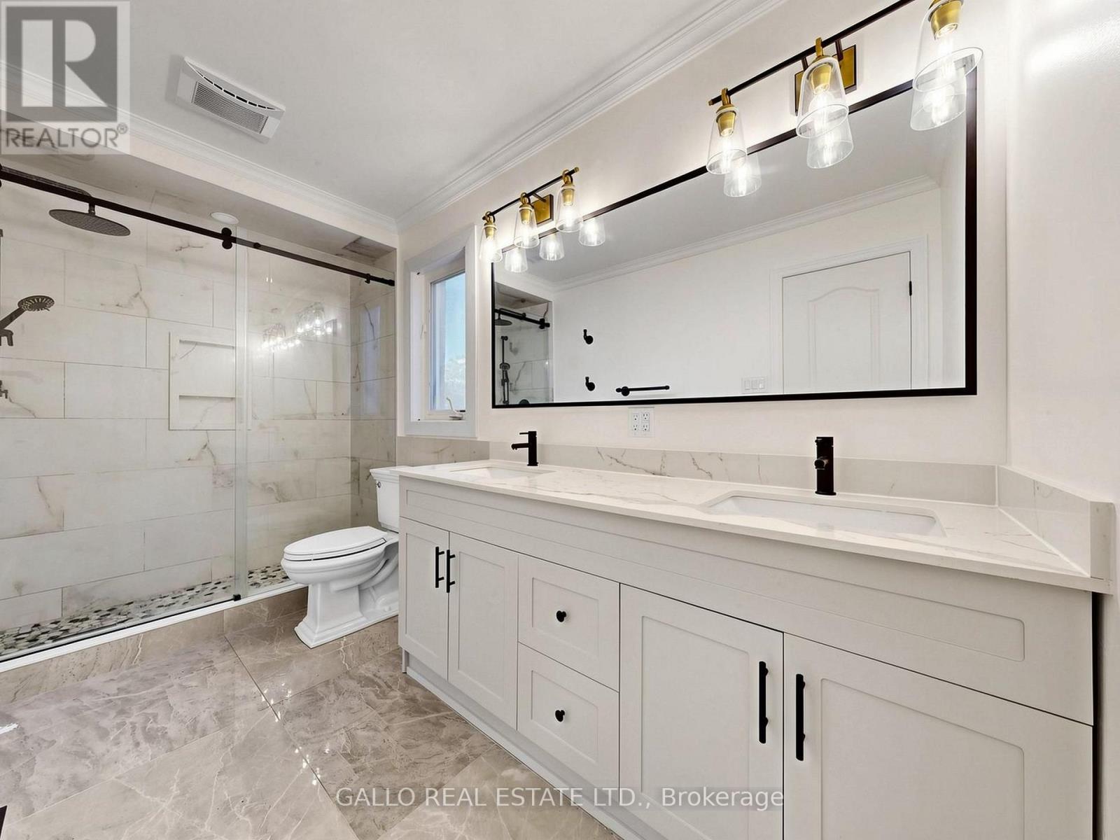 111 Pondmede Crescent, Whitchurch-Stouffville, Ontario  L4A 0E3 - Photo 28 - N13629298