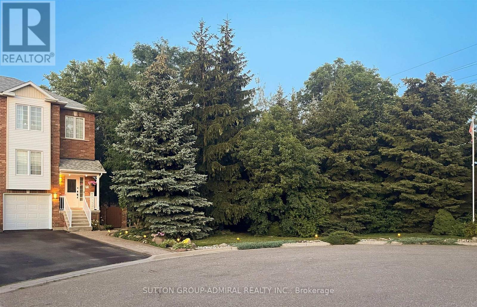 91 Ozner Court, Brampton, Ontario  L6X 4Y9 - Photo 4 - W13545980