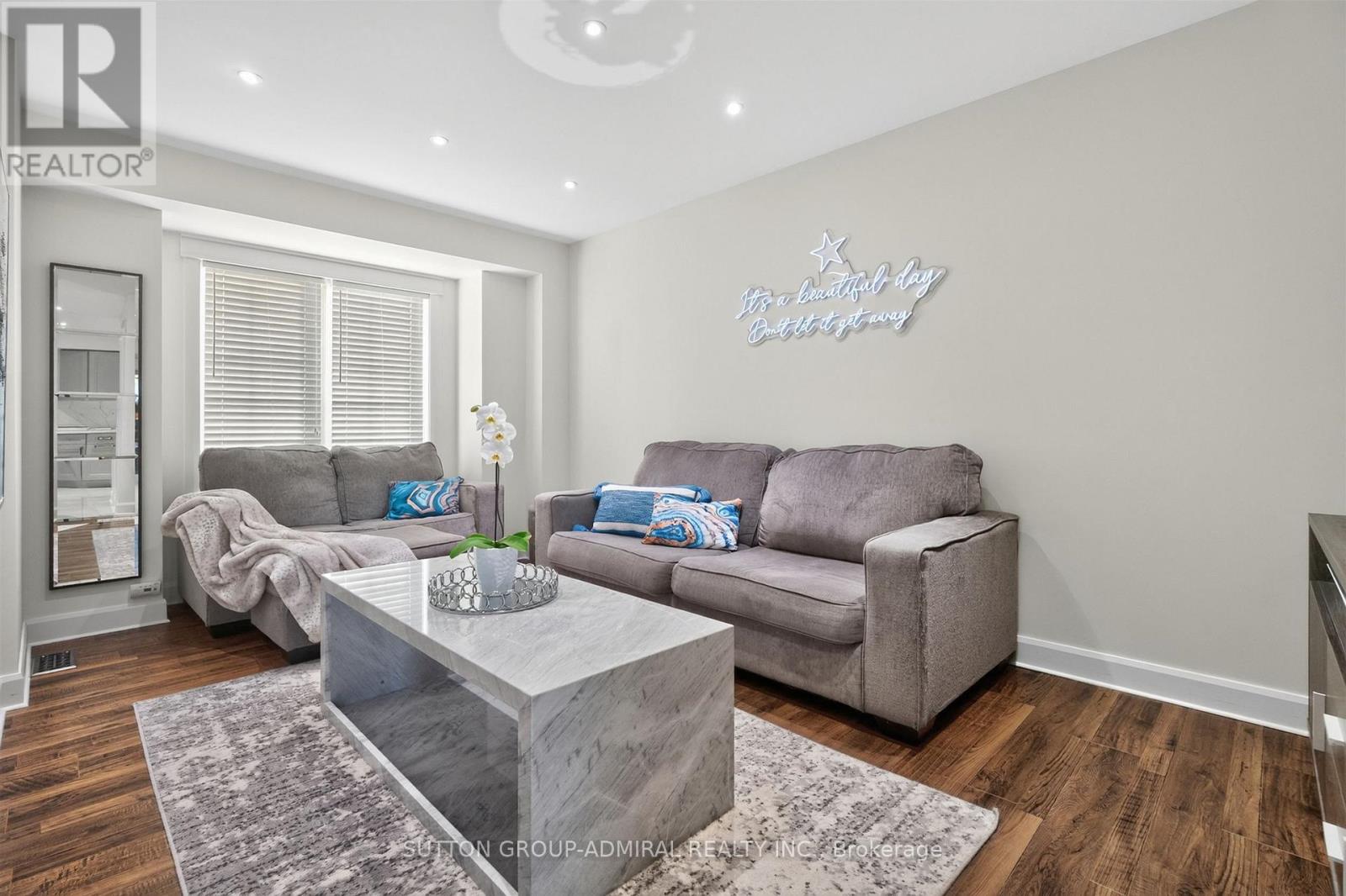 91 Ozner Court, Brampton, Ontario  L6X 4Y9 - Photo 7 - W13545980
