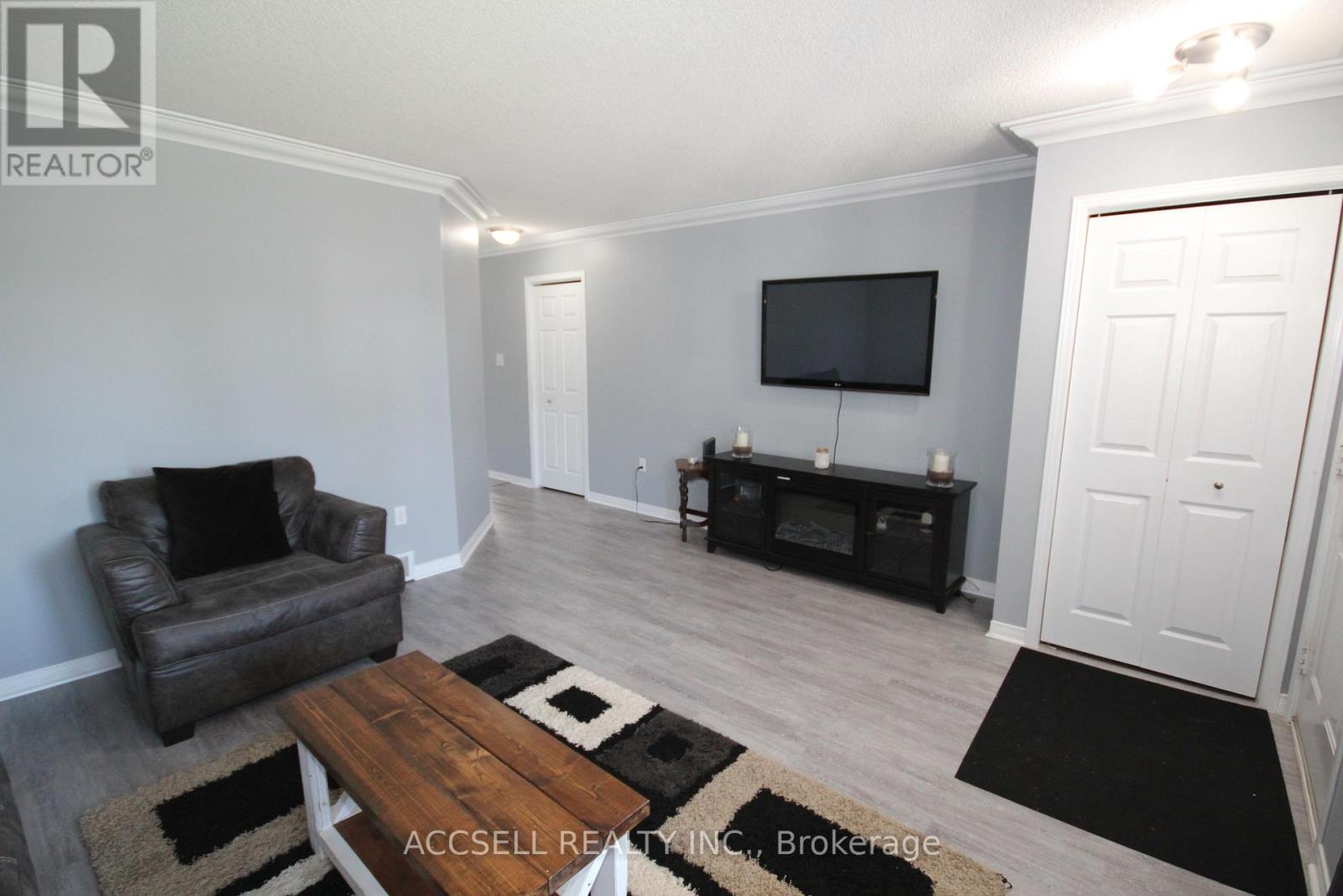 635 Highview Drive, St. Thomas, Ontario  N5R 5E7 - Photo 3 - X13656292