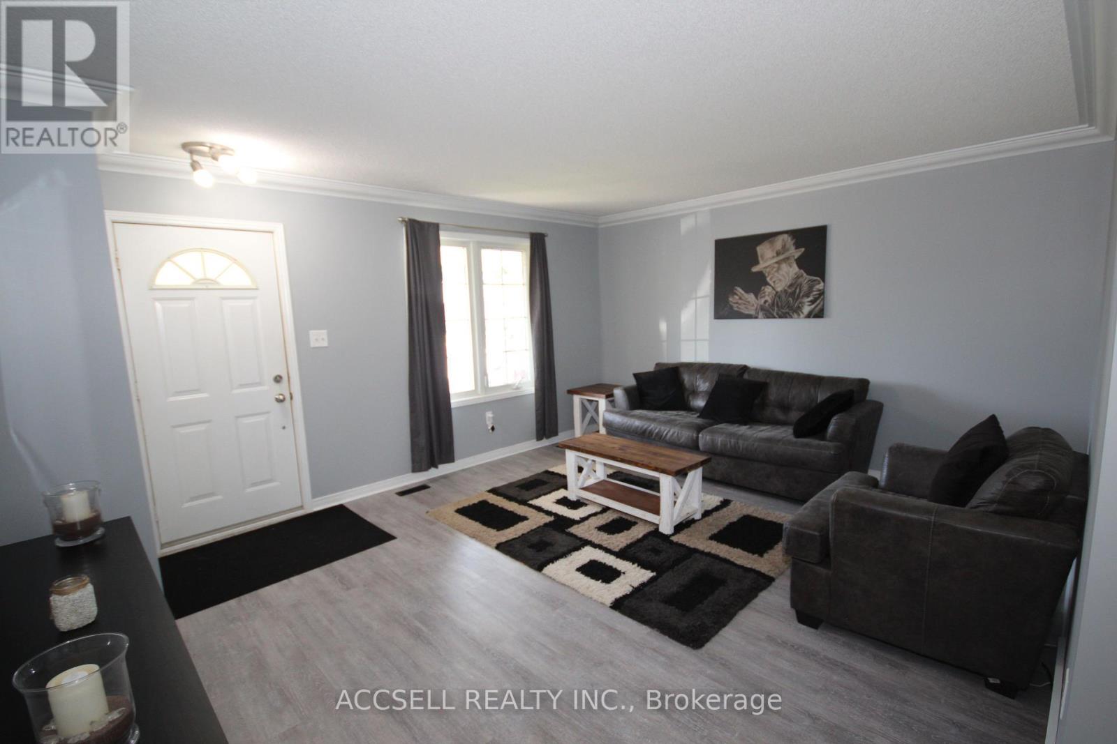 635 Highview Drive, St. Thomas, Ontario  N5R 5E7 - Photo 4 - X13656292