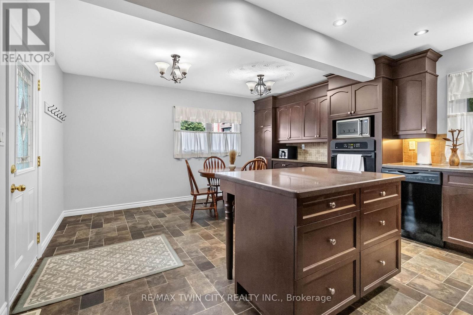 46 Fairview Drive, Brantford, Ontario  N3R 2W7 - Photo 10 - X13656308