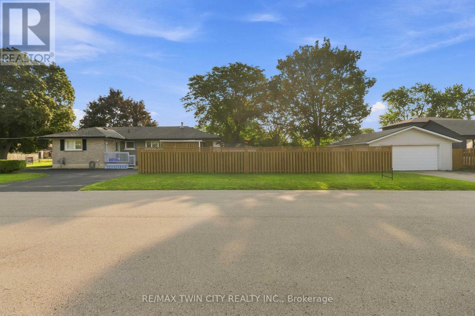 46 Fairview Drive, Brantford, Ontario  N3R 2W7 - Photo 32 - X13656308