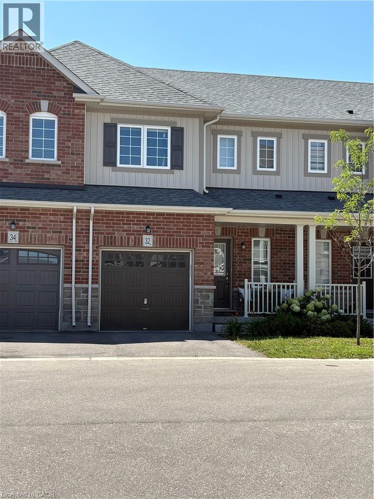 32 Dewberry Drive, Kitchener, Ontario  N2B 0A9 - Photo 2 - 40852441
