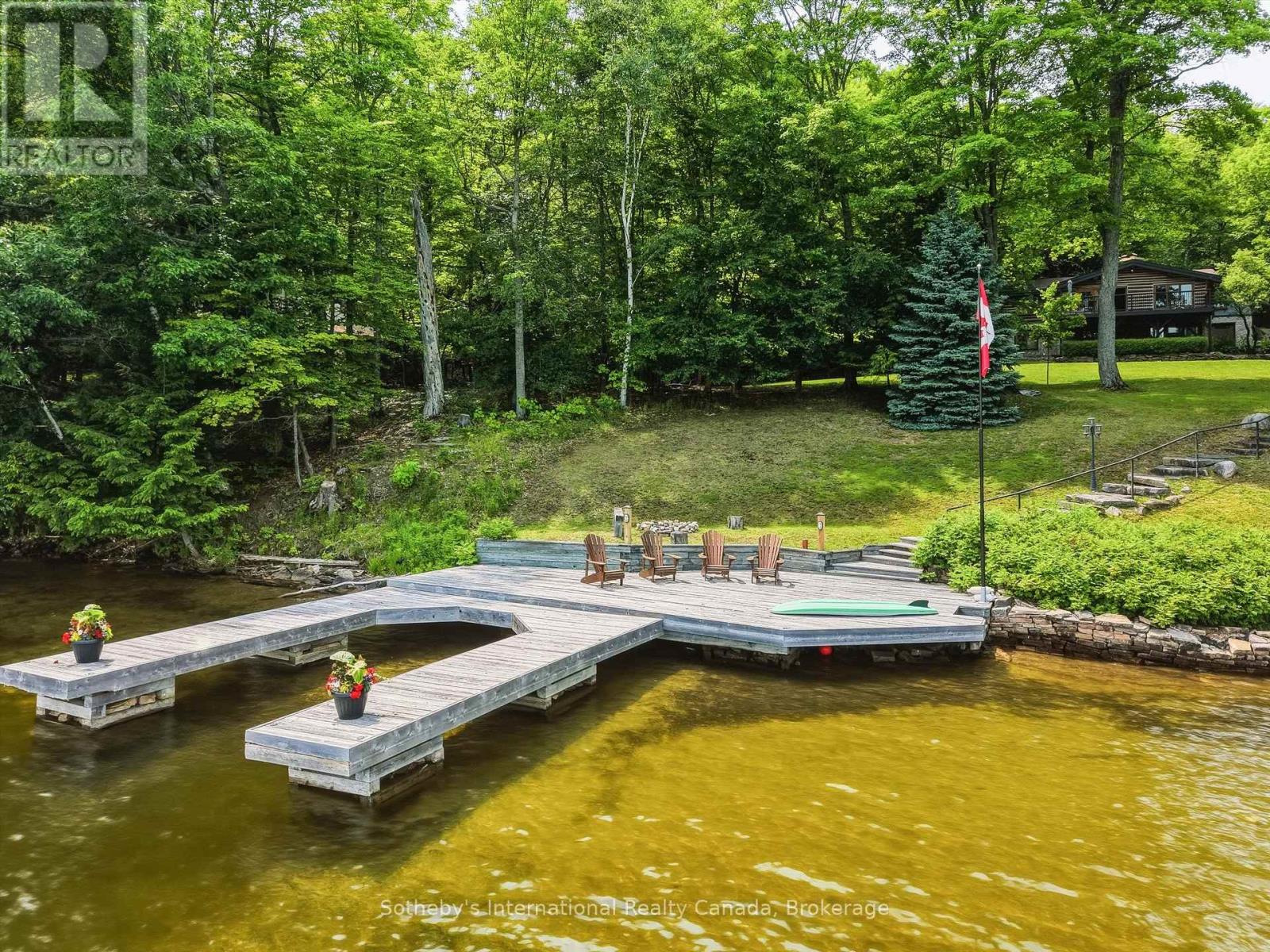 1054 Hilltop Crescent, Lake Of Bays (Franklin), Ontario  P0A 1H0 - Photo 38 - X13656280
