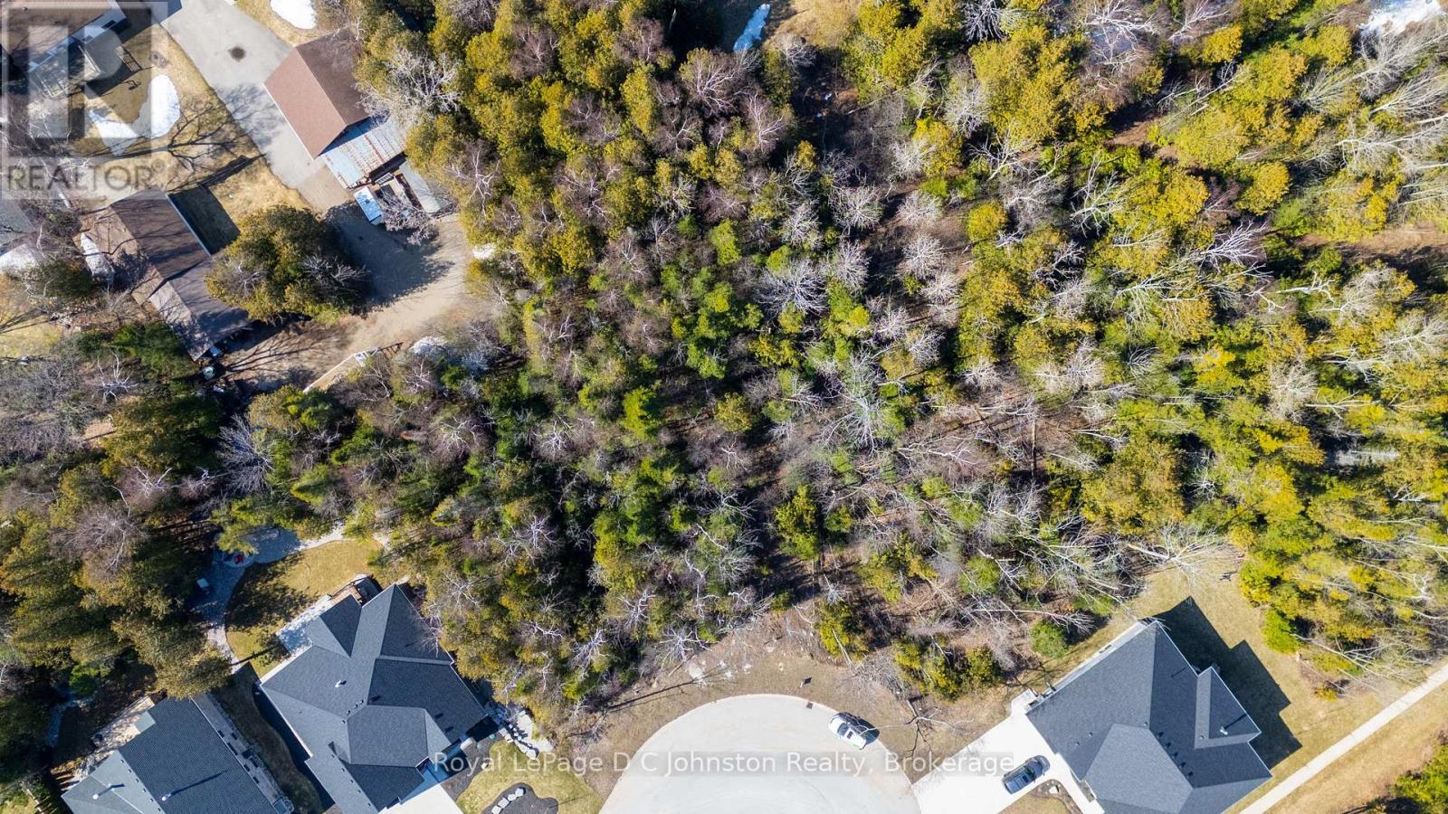 13 Lakeside Woods Crescent, Saugeen Shores, Ontario  N0H 2C6 - Photo 4 - X13654634