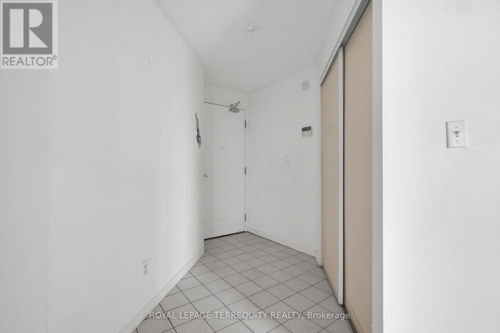 602 - 400 Mclevin Avenue, Toronto, Ontario  M1B 5J4 - Photo 4 - E13653134