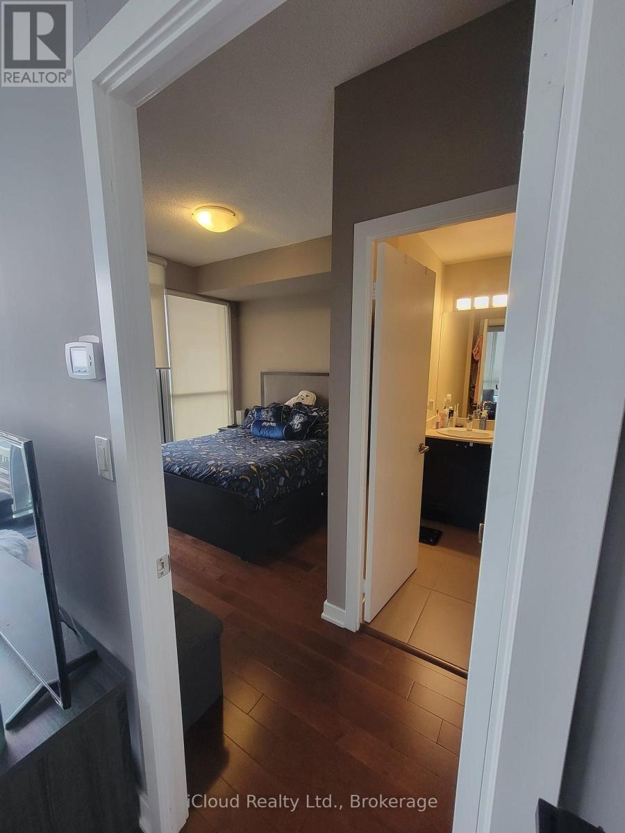 2409 - 4070 Confederation Parkway, Mississauga, Ontario  L5B 0E9 - Photo 24 - W13649206