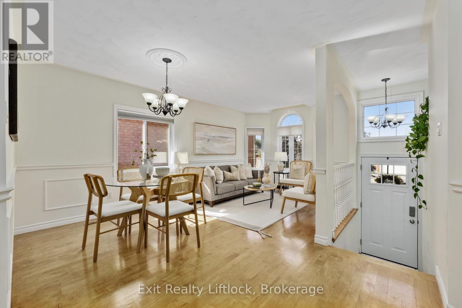 121 Haden Avenue, Peterborough, Ontario  K9H 7P6 - Photo 4 - X13656378